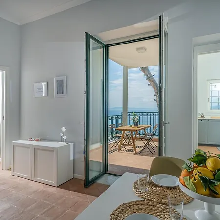 Chiara アパート *