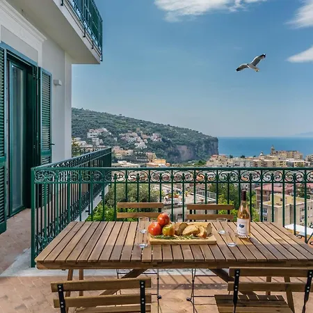 Chiara Apartment *