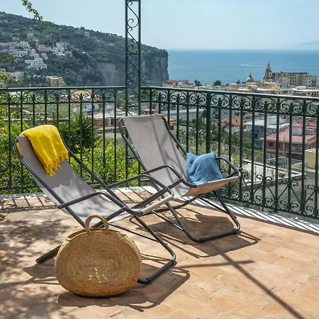 Apartment Chiara *